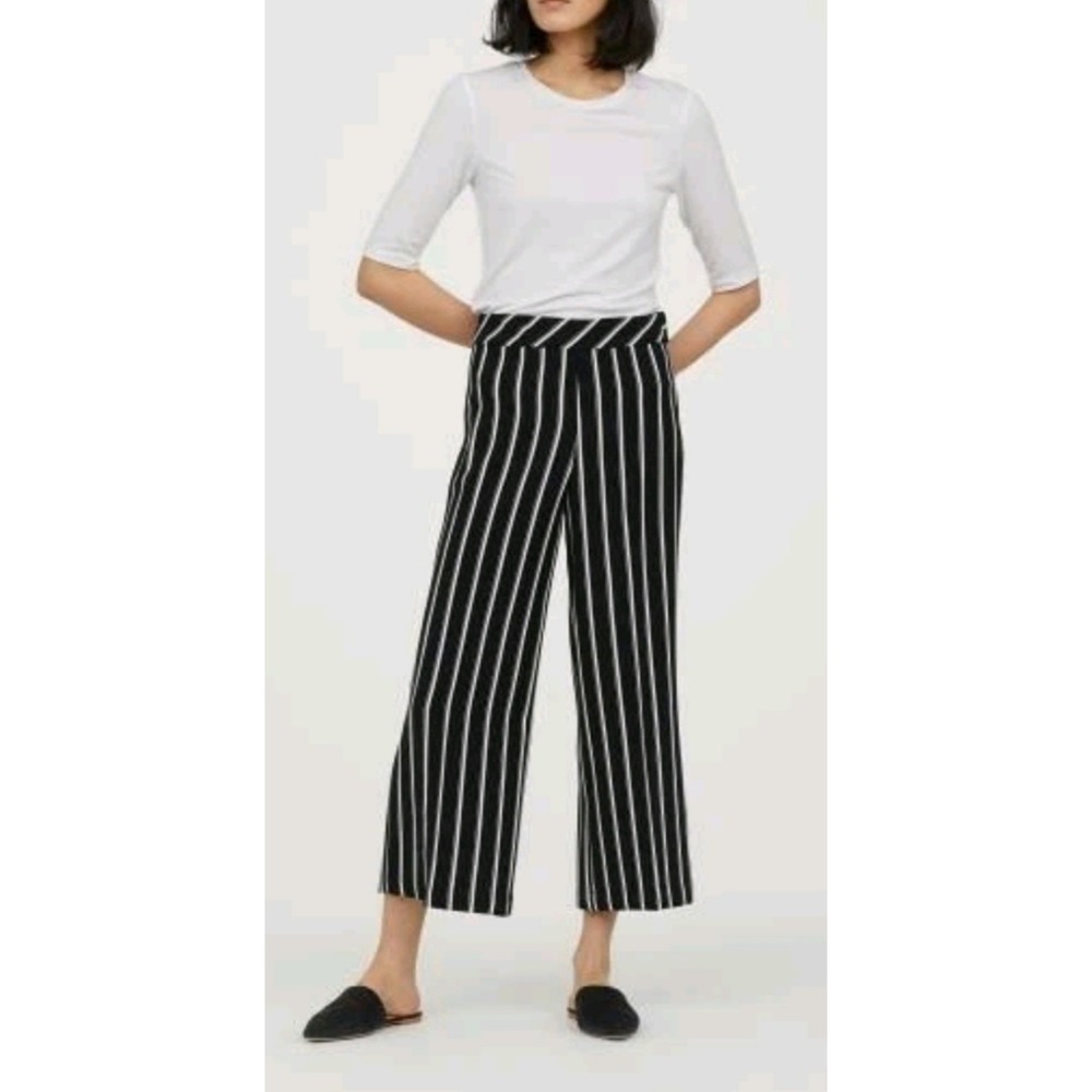H&M Black and white vertical‎ striped wide-leg pants.